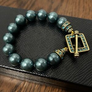 Heidi Daus “Lavish Layers" BLUE PEARL Bead Toggle Bracelet